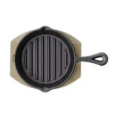 Top view of a 12.5cm pre-seasoned cast iron grill pan with a wooden tray.